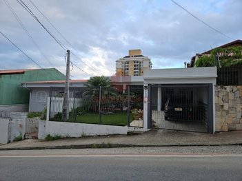 house em Rua Manoel Loureiro, Barreiros - São José - SC