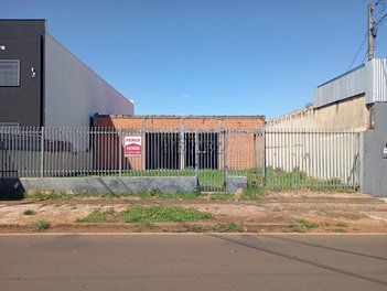 land_lot em Rua Visconde de Guarapuava, Paulista - Londrina - PR