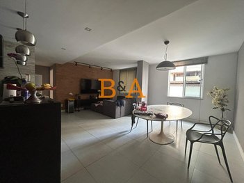 apartment em Avenida Nossa Senhora de Copacabana, Copacabana - Rio de Janeiro - RJ