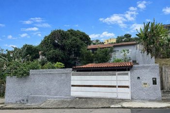 house em Rua Antonios Boutros, Jardim Maria Amélia - Jacareí - SP