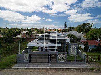 house em Rua Ipê, Xangri-Lá - Xangri-Lá - RS