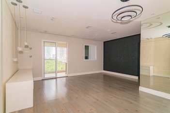 apartment em Rua Werner Goldberg, Jardim Tupanci - Barueri - SP