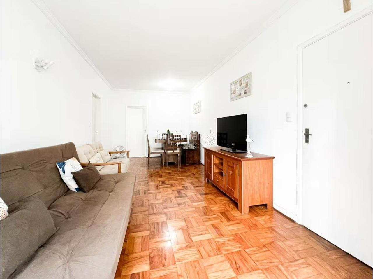 WhatsApp Image 2025-11-24 at 15.49