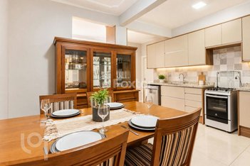 apartment em Rua César Lombroso, Rio Branco - Porto Alegre - RS