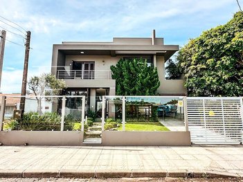 house em Rua Rio Douradinho, Centro - Xangri-Lá - RS