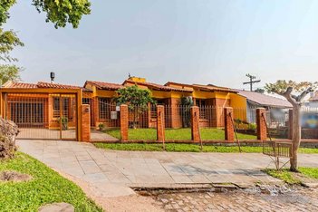 house em Arnaldo Bernardi, Ipanema - Porto Alegre - RS