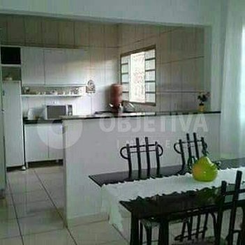 house em Rua Helena Lina de Oliveira, Nova Uberlândia - Uberlândia - MG