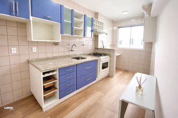 apartment em Rua Vereador Mário Coelho Pires, Campinas - São José - SC