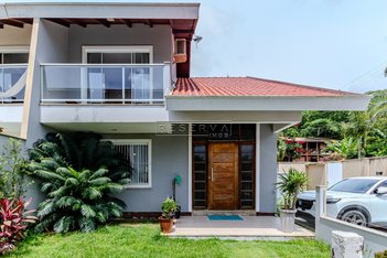 house em Alameda Araucária, Praia das Taquaras - Balneário Camboriú - SC