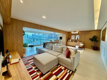 apartment em Rua Doutor José Áureo Bustamante, Santo Amaro - São Paulo - SP