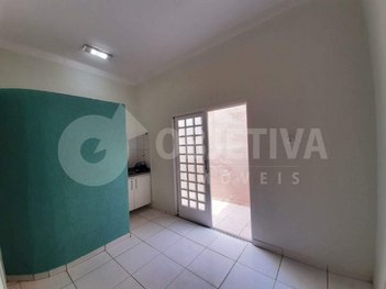 business em Rua José Andraus, Martins - Uberlândia - MG