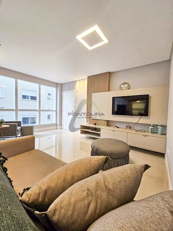 apartment em Rua 313 B, Meia Praia - Itapema - SC