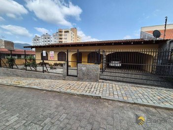 house em Rua Eliana Schumann, Água Verde - Blumenau - SC