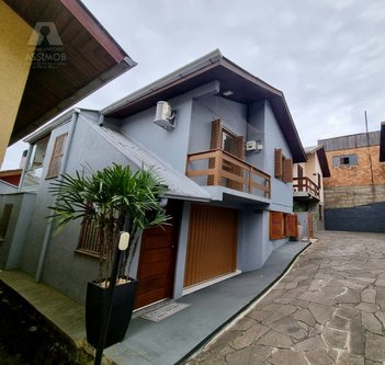house em João Batista Rech, Santa Lúcia - Caxias do Sul - RS