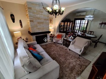 house em Avenida Coronel Gastão Haslocher Mazeron, Medianeira - Porto Alegre - RS