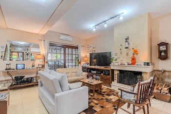 house em Doutor Pio Ângelo, Ipanema - Porto Alegre - RS