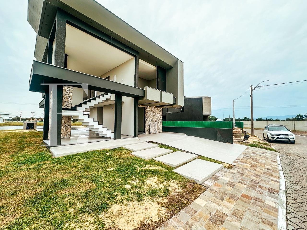 WhatsApp Image 2025-10-17 at 11.17