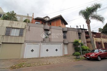 house em Avenida Engenheiro Alfredo Correa Daudt, Boa Vista - Porto Alegre - RS