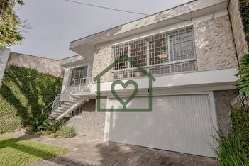 house em Rua Professor Fernando Carneiro, Três Figueiras - Porto Alegre - RS