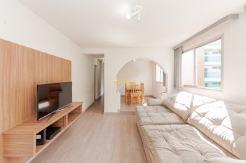apartment em Rua Vereador Antônio dos Reis Cavalheiro, Cabral - Curitiba - PR