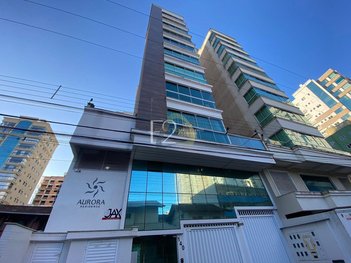 apartment em Rua 321, Meia Praia - Itapema - SC