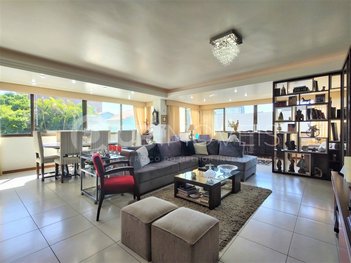 apartment em Rua Copérnico, Jardim Itu - Porto Alegre - RS