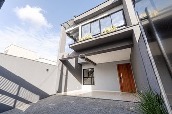 house em Rua Alvarenga Peixoto, América - Joinville - SC