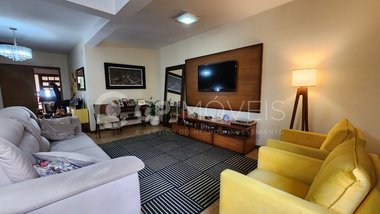 house em Rua Brito Peixoto, Passo da Areia - Porto Alegre - RS