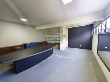 office em Philuvio Cerqueira Rodrigues, Itaipava - Petrópolis - RJ