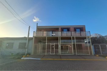 house em Rua Lemos de Brito, Maria Regina - Alvorada - RS
