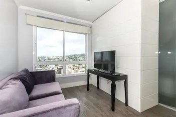 apartment em Valdir Antônio Lopes, Três Figueiras - Porto Alegre - RS