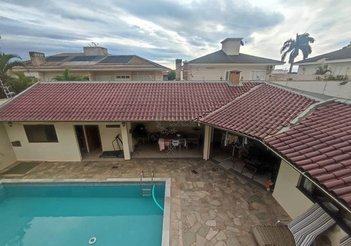 house em Rua Capitão Vicente Januzzi Filho, Araxá - Londrina - PR