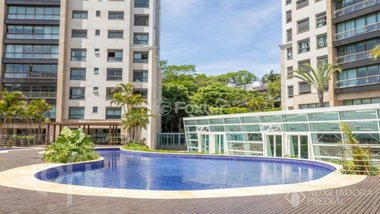 apartment em Rua Primeiro de Janeiro, Três Figueiras - Porto Alegre - RS