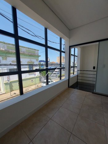 business em 02, Zona Central - Rio Claro - SP