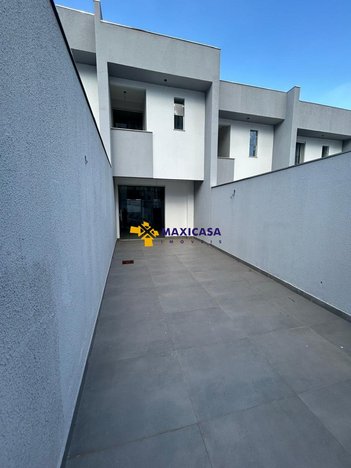 house em Rua Professora Vicentina Barreto, Planalto - Belo Horizonte - MG
