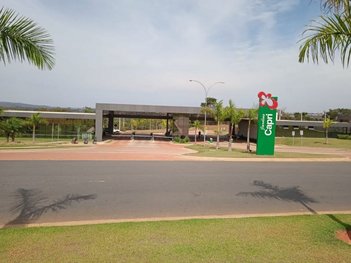 land_lot em Avenida Progresso, Condomínio Vinhas - Senador Canedo - GO