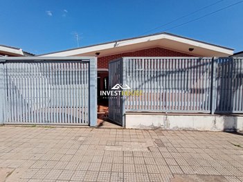 house em Avenida Dona Floriana, Centro - Guaxupé - MG