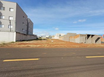 land_lot em Avenida Dario Fagundes da Costa, Novo Mundo - Uberlândia - MG