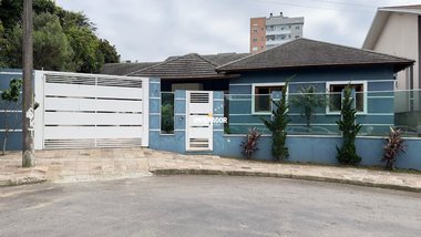 house em Rua Nadyr Antonio Antonioli, Vila Verde - Caxias do Sul - RS