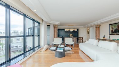 apartment em Alameda Júlia da Costa, Bigorrilho - Curitiba - PR