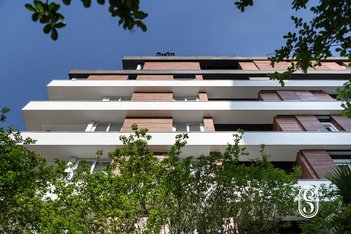 apartment em Barão do Guaíba, Menino Deus - Porto Alegre - RS
