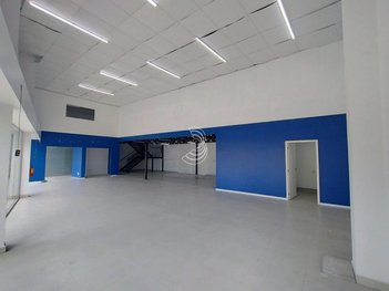 business em Avenida Ferreira Viana, Areal - Pelotas - RS