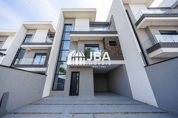 house em Avenida Nossa Senhora da Boa Esperança, Centro - Pinhais - PR