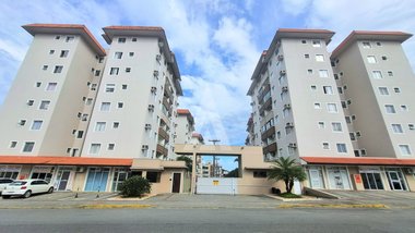 apartment em Avenida Antônio Ramos Alvim, Floresta - Joinville - SC
