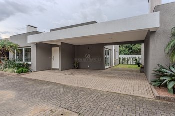 house em Rua Jacundá, Guarujá - Porto Alegre - RS