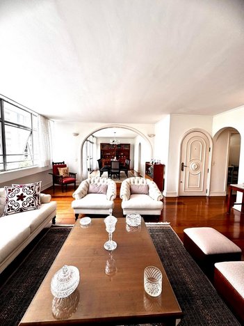 apartment em Rua Pedroso Alvarenga, Itaim Bibi - São Paulo - SP