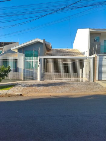 house em Rua Pioneiro Antonio Allai, Parque Residencial Tuiuti - Maringá - PR