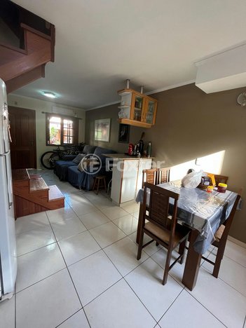 house em Rua Sílvio Silveira Soares, Camaquã - Porto Alegre - RS