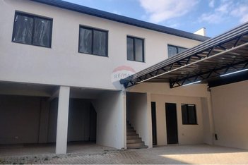 commercial_building em Alameda Kenworthy, Jardim Santa Rosa - Sorocaba - SP