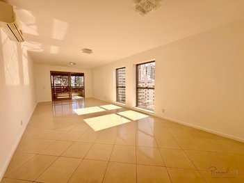 apartment em Avenida Governador Irineu Bornhausen, Agronômica - Florianópolis - SC